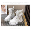 Bota Feminina Plataformas Oxford com Designes Incríveis e Bolsas Laterais