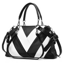 Bolsa Elegante com Design Exótico Inverno Totes