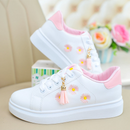 Tênis feminino branco flor de liz